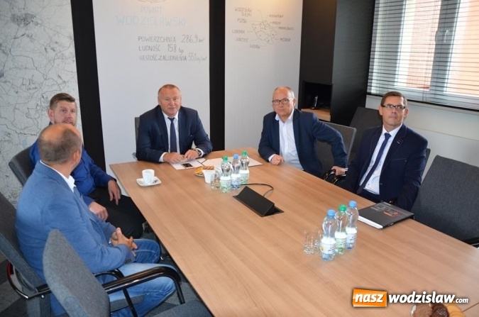 Zdjęcie w galerii na portalu naszwodzislaw.com: Ulica Mikołaja Kopernika po kompleksowej przebudowie wiadomości z regionu