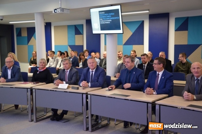 Zdjęcie w galerii na portalu naszwodzislaw.com: XXI wiek wkroczył do Powiatowego Centrum Konferencyjnego wiadomości z regionu