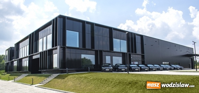 Zdjęcie w galerii na portalu naszwodzislaw.com: Małe i średnie przedsiębiorstwa – niedoceniana siła napędowa lokalnej gospodarki wiadomości z regionu