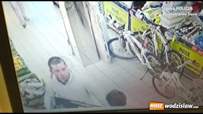 Zdjęcie w galerii na portalu naszwodzislaw.com: Policja publikuje wizerunek sprawcy kradzieży wiadomości z regionu
