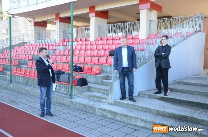 Zdjęcie w galerii na portalu naszwodzislaw.com: Zagrali charytatywnie po raz jedenasty wiadomości z regionu