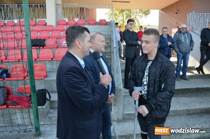 Zdjęcie w galerii na portalu naszwodzislaw.com: Zagrali charytatywnie po raz jedenasty wiadomości z regionu