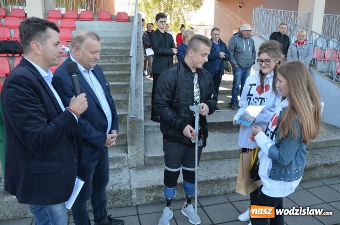 Zdjęcie w galerii na portalu naszwodzislaw.com: Zagrali charytatywnie po raz jedenasty wiadomości z regionu