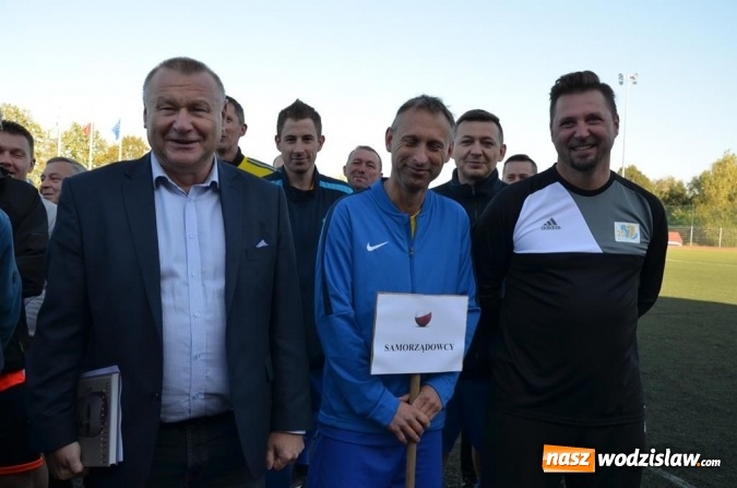 Zdjęcie w galerii na portalu naszwodzislaw.com: Zagrali charytatywnie po raz jedenasty wiadomości z regionu