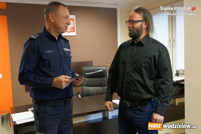 Zdjęcie w galerii na portalu naszwodzislaw.com: Ujął nietrzeźwego kierowcę. Podziękował mu komendant wiadomości z regionu