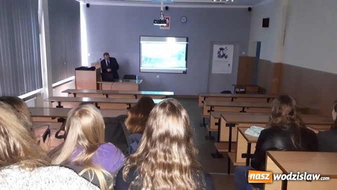 Zdjęcie w galerii na portalu naszwodzislaw.com: Szkolny Tydzień Turystyki w Zespole Szkół Ekonomicznych wiadomości z regionu