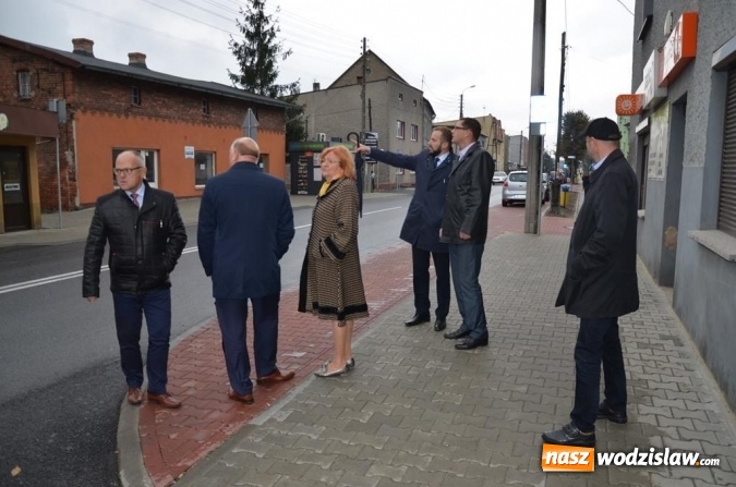 Zdjęcie w galerii na portalu naszwodzislaw.com: Ulica Plebiscytowa w Rydułtowach robi wrażenie wiadomości z regionu