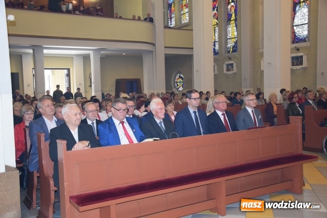 Zdjęcie w galerii na portalu naszwodzislaw.com: Ksiądz Prałat Franciszek Pisulla Honorowym Obywatelem Gminy Mszana wiadomości z regionu