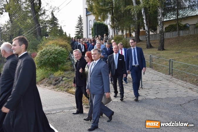 Zdjęcie w galerii na portalu naszwodzislaw.com: Ksiądz Prałat Franciszek Pisulla Honorowym Obywatelem Gminy Mszana wiadomości z regionu