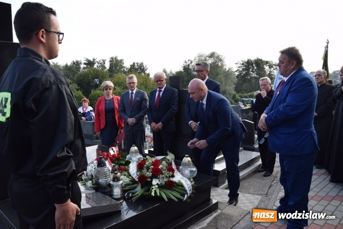 Zdjęcie w galerii na portalu naszwodzislaw.com: Ksiądz Prałat Franciszek Pisulla Honorowym Obywatelem Gminy Mszana wiadomości z regionu
