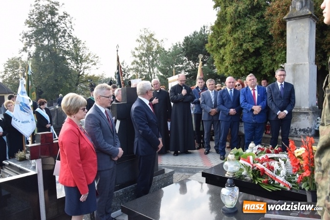 Zdjęcie w galerii na portalu naszwodzislaw.com: Ksiądz Prałat Franciszek Pisulla Honorowym Obywatelem Gminy Mszana wiadomości z regionu