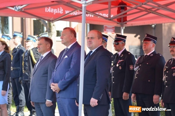 Zdjęcie w galerii na portalu naszwodzislaw.com: Strażacy ochotnicy bogatsi o kolejny sprzęt wiadomości z regionu