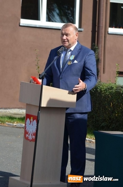 Zdjęcie w galerii na portalu naszwodzislaw.com: Strażacy ochotnicy bogatsi o kolejny sprzęt wiadomości z regionu