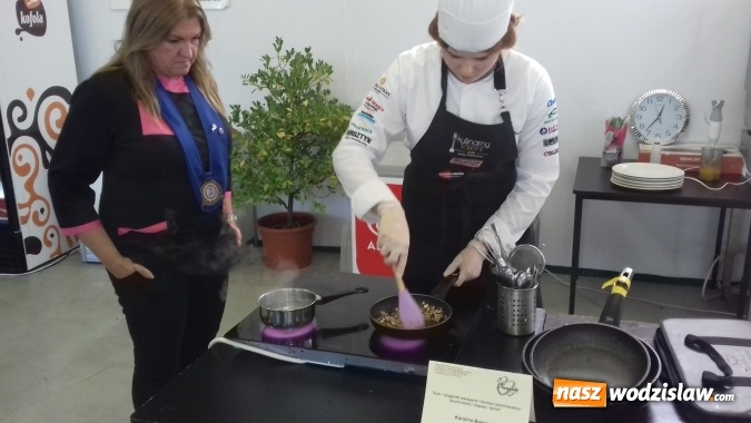 Zdjęcie w galerii na portalu naszwodzislaw.com: Kuchnia na medal, czyli srebro i brąz uczniów wodzisławskiego ZSE w konkursie gastronomicznym w Czechach wiadomości z regionu