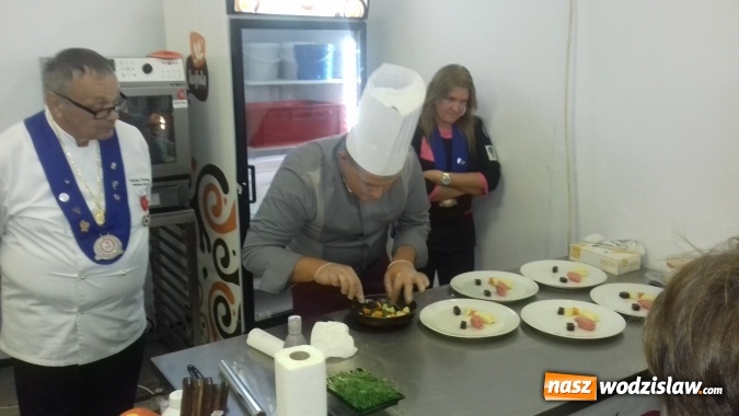 Zdjęcie w galerii na portalu naszwodzislaw.com: Kuchnia na medal, czyli srebro i brąz uczniów wodzisławskiego ZSE w konkursie gastronomicznym w Czechach wiadomości z regionu