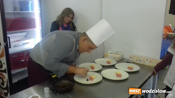 Zdjęcie w galerii na portalu naszwodzislaw.com: Kuchnia na medal, czyli srebro i brąz uczniów wodzisławskiego ZSE w konkursie gastronomicznym w Czechach wiadomości z regionu