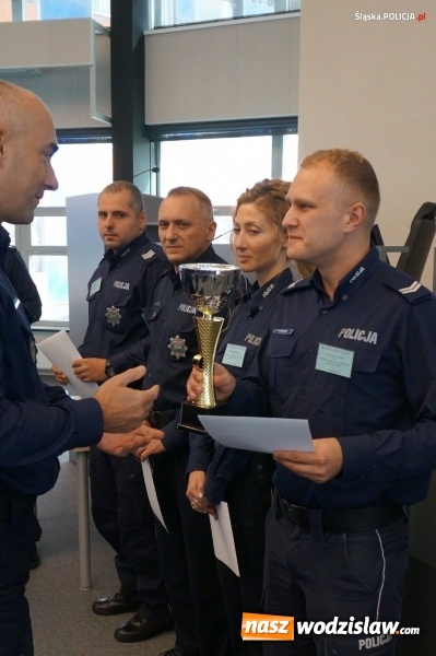 Zdjęcie w galerii na portalu naszwodzislaw.com: Drugie miejsce wodzisławskiego policjanta w konkursie dla oskarżycieli publicznych wiadomości z regionu