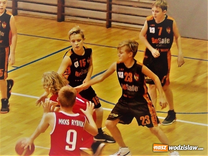 Zdjęcie w galerii na portalu naszwodzislaw.com: Koszykarskie derby zwycięskie dla MKS Wodzisław wiadomości z regionu