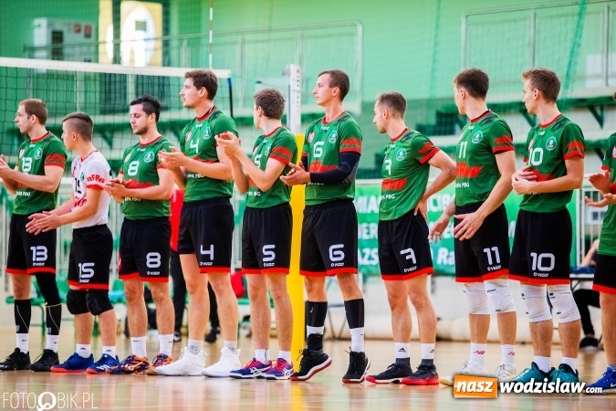 Zdjęcie w galerii na portalu naszwodzislaw.com: Nierówna forma AZS Rafako. Górnik Radlin zwycięski wiadomości z regionu