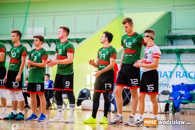 Zdjęcie w galerii na portalu naszwodzislaw.com: Nierówna forma AZS Rafako. Górnik Radlin zwycięski wiadomości z regionu