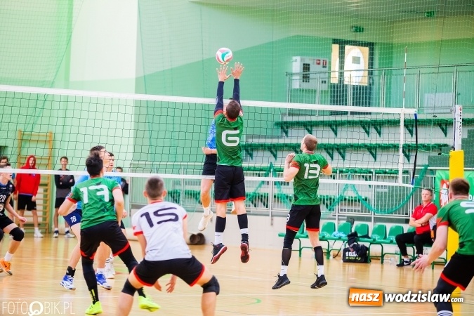 Zdjęcie w galerii na portalu naszwodzislaw.com: Nierówna forma AZS Rafako. Górnik Radlin zwycięski wiadomości z regionu