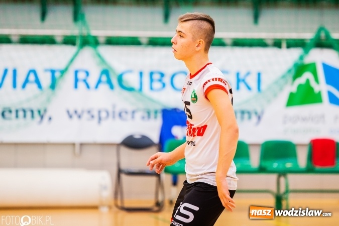 Zdjęcie w galerii na portalu naszwodzislaw.com: Nierówna forma AZS Rafako. Górnik Radlin zwycięski wiadomości z regionu