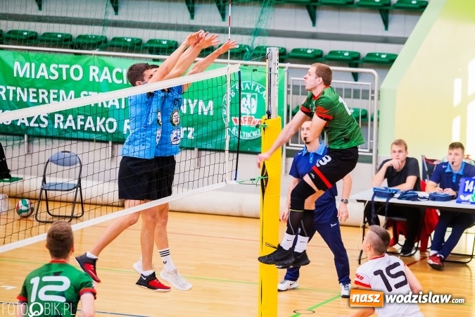 Zdjęcie w galerii na portalu naszwodzislaw.com: Nierówna forma AZS Rafako. Górnik Radlin zwycięski wiadomości z regionu