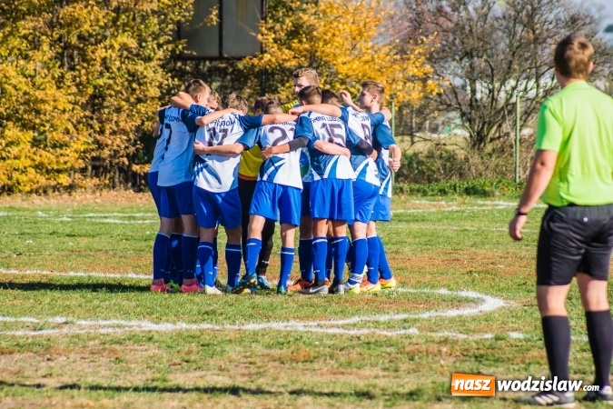 Zdjęcie w galerii na portalu naszwodzislaw.com: MKS Gminy Lubomia gorszy od Wichru Płonia wiadomości z regionu