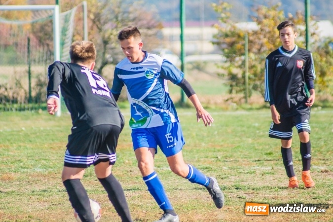 Zdjęcie w galerii na portalu naszwodzislaw.com: MKS Gminy Lubomia gorszy od Wichru Płonia wiadomości z regionu