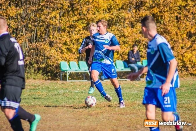 Zdjęcie w galerii na portalu naszwodzislaw.com: MKS Gminy Lubomia gorszy od Wichru Płonia wiadomości z regionu