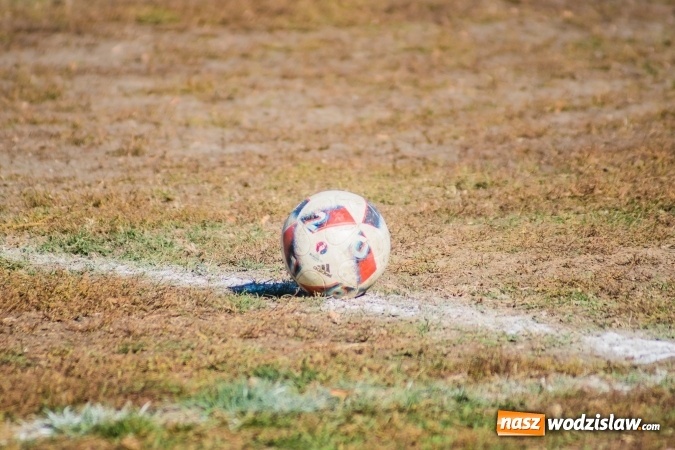 Zdjęcie w galerii na portalu naszwodzislaw.com: MKS Gminy Lubomia gorszy od Wichru Płonia wiadomości z regionu
