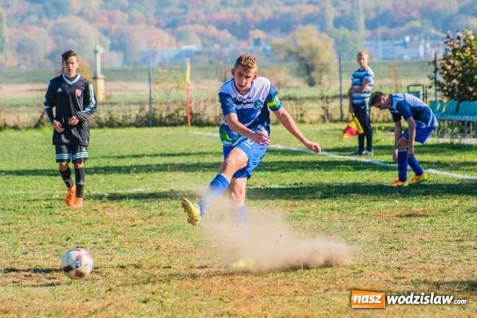 Zdjęcie w galerii na portalu naszwodzislaw.com: MKS Gminy Lubomia gorszy od Wichru Płonia wiadomości z regionu
