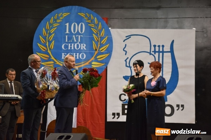Zdjęcie w galerii na portalu naszwodzislaw.com: Chór Echo z Syryni świętował stulecie działalności wiadomości z regionu