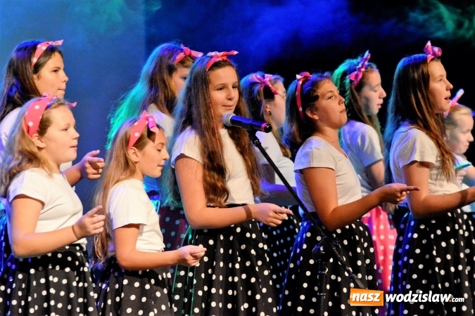 Zdjęcie w galerii na portalu naszwodzislaw.com: Pracownicy wodzisławskiej oświaty wyróżnieni wiadomości z regionu