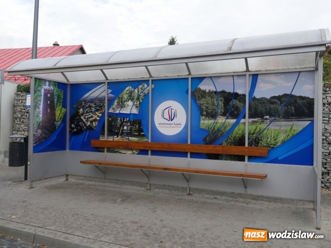 Zdjęcie w galerii na portalu naszwodzislaw.com: Wodzisławskie przystanki autobusowe w nowej odsłonie wiadomości z regionu