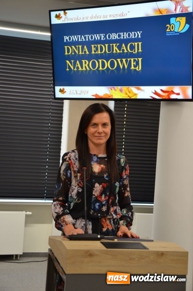Zdjęcie w galerii na portalu naszwodzislaw.com: W powiecie obchodzono Dzień Nauczyciela wiadomości z regionu
