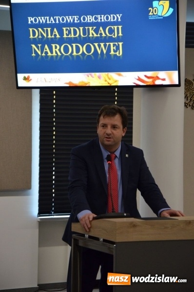 Zdjęcie w galerii na portalu naszwodzislaw.com: W powiecie obchodzono Dzień Nauczyciela wiadomości z regionu
