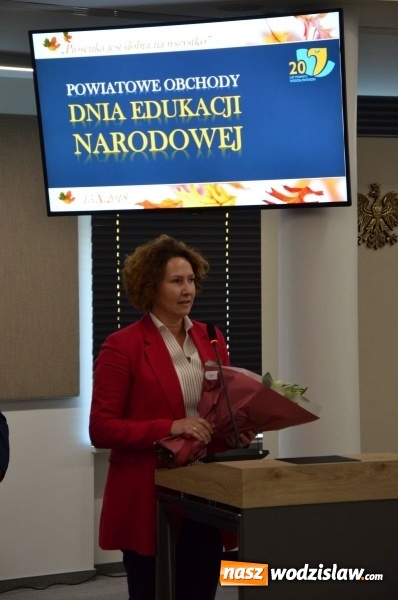 Zdjęcie w galerii na portalu naszwodzislaw.com: W powiecie obchodzono Dzień Nauczyciela wiadomości z regionu