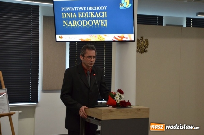 Zdjęcie w galerii na portalu naszwodzislaw.com: W powiecie obchodzono Dzień Nauczyciela wiadomości z regionu