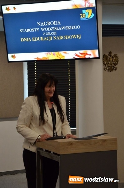 Zdjęcie w galerii na portalu naszwodzislaw.com: W powiecie obchodzono Dzień Nauczyciela wiadomości z regionu