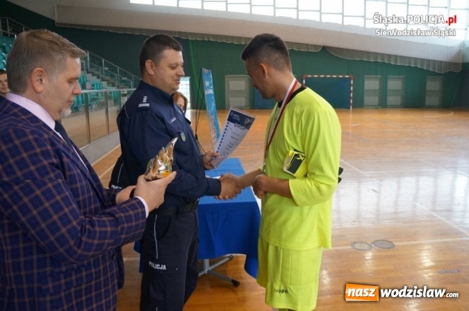 Zdjęcie w galerii na portalu naszwodzislaw.com: Policjanci z KPP Wodzisław na podium wojewódzkich mistrzostw policji w piłce halowej wiadomości z regionu