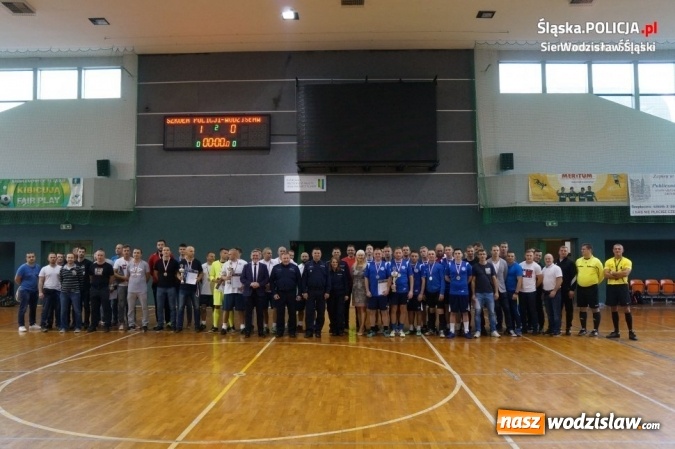Zdjęcie w galerii na portalu naszwodzislaw.com: Policjanci z KPP Wodzisław na podium wojewódzkich mistrzostw policji w piłce halowej wiadomości z regionu