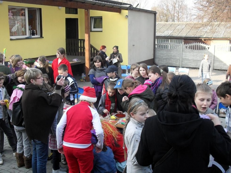 Zdjęcie w galerii na portalu naszwodzislaw.com: Tradycyjnie witali wiosnę wiadomości z regionu