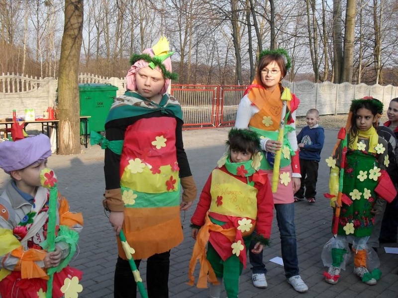 Zdjęcie w galerii na portalu naszwodzislaw.com: Tradycyjnie witali wiosnę wiadomości z regionu