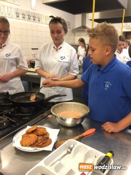 Zdjęcie w galerii na portalu naszwodzislaw.com: Wszystko zaczyna się od pomysłu. Ogólnopolski Tydzień Kariery w wodzisławskim ZSE wiadomości z regionu