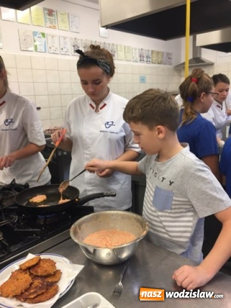 Zdjęcie w galerii na portalu naszwodzislaw.com: Wszystko zaczyna się od pomysłu. Ogólnopolski Tydzień Kariery w wodzisławskim ZSE wiadomości z regionu