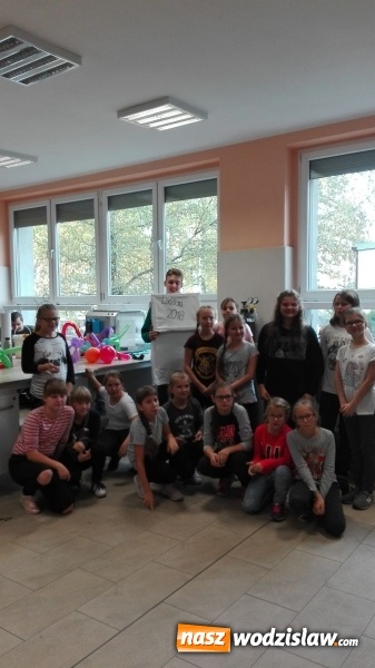 Zdjęcie w galerii na portalu naszwodzislaw.com: Młodzi pasjonaci nauki i techniki wiadomości z regionu