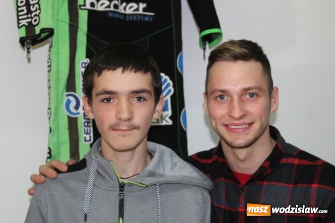 Zdjęcie w galerii na portalu naszwodzislaw.com: Kacper Woryna gościem Zespołu Placówek Szkolno-Wychowawczo-Rewalidacyjnych w Wodzisławiu Śląskim wiadomości z regionu