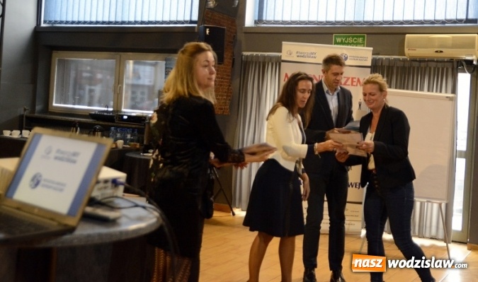 Zdjęcie w galerii na portalu naszwodzislaw.com: WCK zakończyło projekt Mocni razem wiadomości z regionu