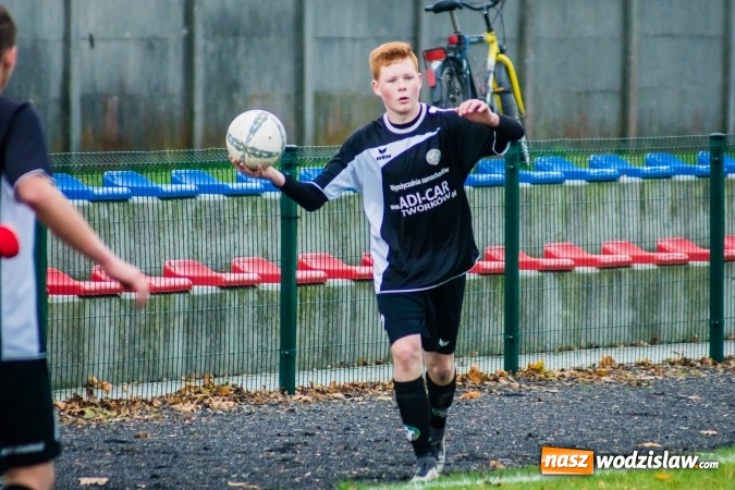 Zdjęcie w galerii na portalu naszwodzislaw.com: Dwa szybkie trafienia ustawiły spotkanie. Juniorzy Tworkowa pokonali Turzę Śląską wiadomości z regionu